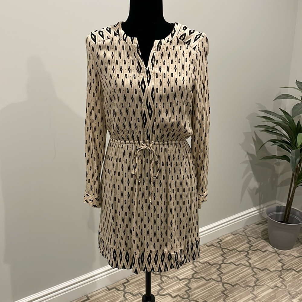 Long sleeved print midi dress
